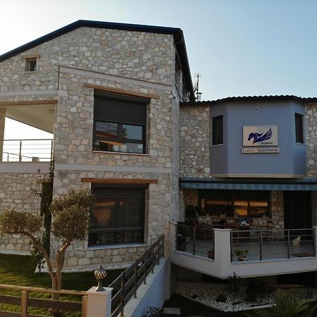Vrasná Pegasus Sea View Luxury Apartments מראה חיצוני תמונה