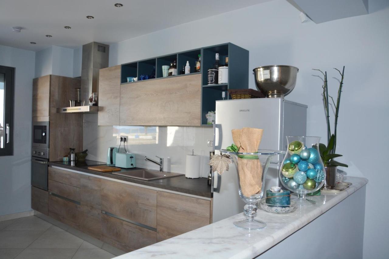 Vrasná Pegasus Sea View Luxury Apartments מראה חיצוני תמונה