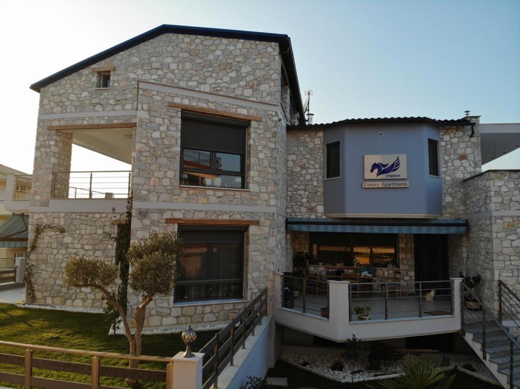 Vrasná Pegasus Sea View Luxury Apartments מראה חיצוני תמונה